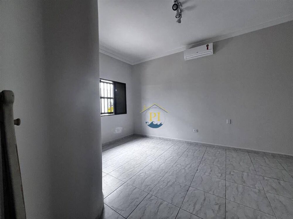 Casa, 3 quartos, 200 m² - Foto 2