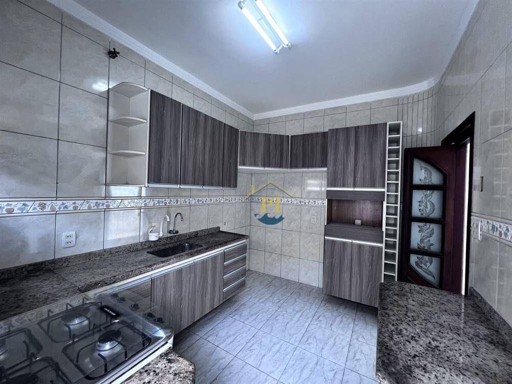 Casa, 3 quartos, 200 m² - Foto 4