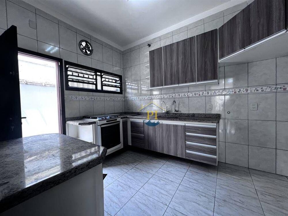 Casa, 3 quartos, 200 m² - Foto 7