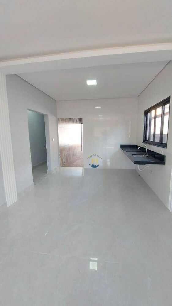 Casa, 3 quartos, 272 m² - Foto 1