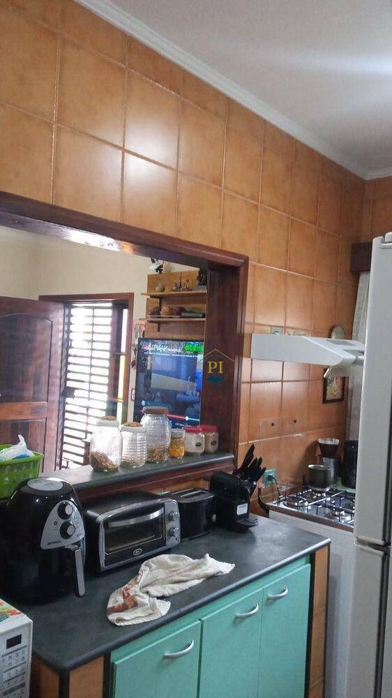 Casa, 5 quartos, 210 m² - Foto 4