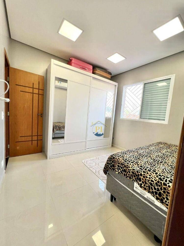 Sobrado, 3 quartos, 219 m² - Foto 2