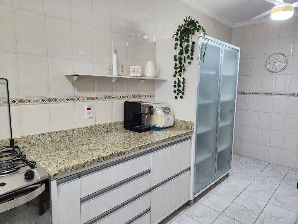 Apartamento, 3 quartos, 144 m² - Foto 1
