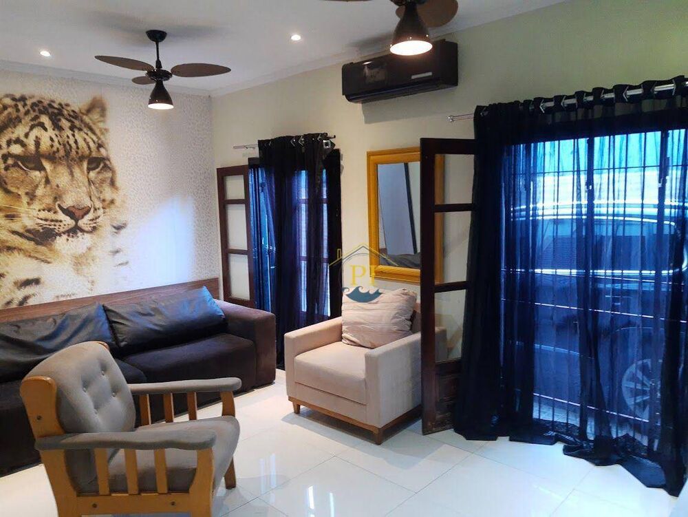 Casa, 3 quartos, 250 m² - Foto 1