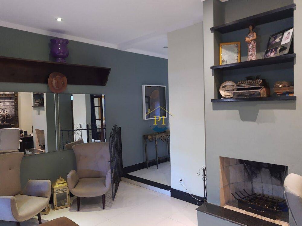 Casa, 3 quartos, 250 m² - Foto 4