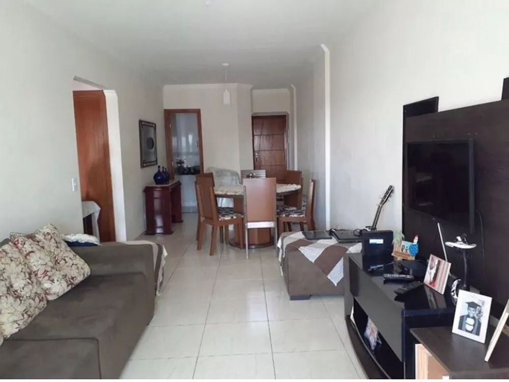 Apartamento à venda com 2 quartos, 70m² - Foto 2