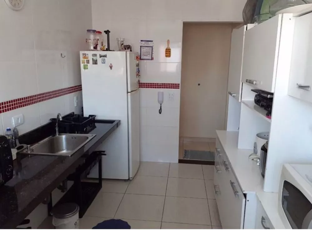 Apartamento à venda com 2 quartos, 70m² - Foto 4