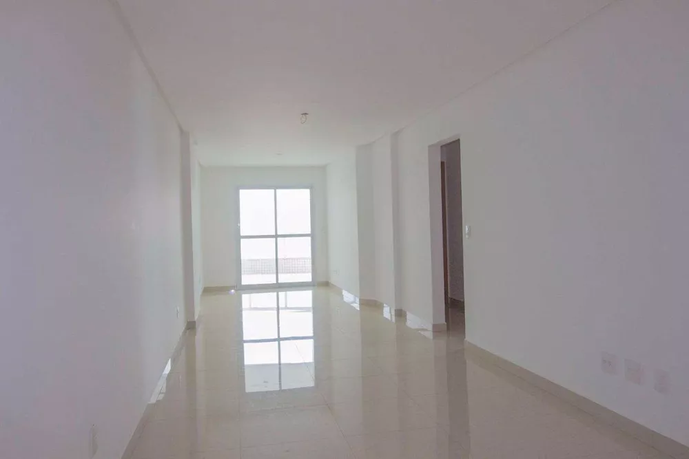 Apartamento à venda com 3 quartos, 123m² - Foto 2