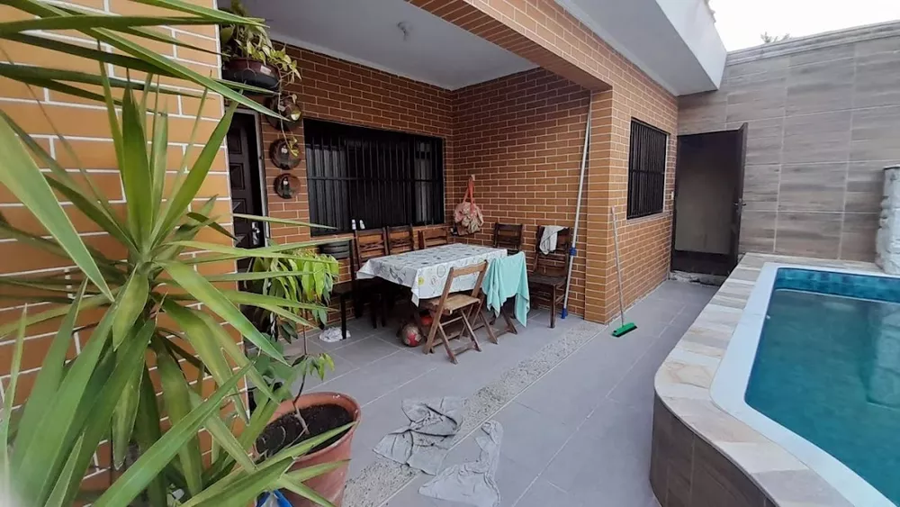 Casa, 4 quartos, 162 m² - Foto 1
