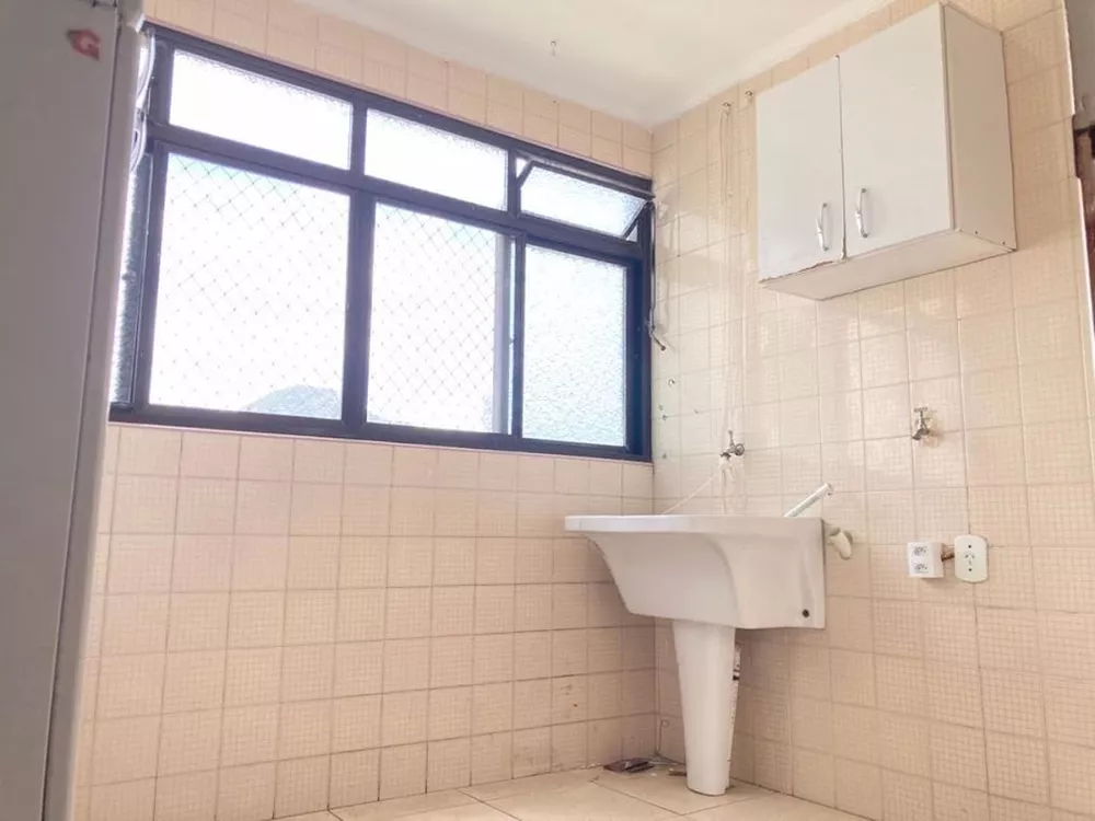 Apartamento à venda com 2 quartos, 90m² - Foto 4