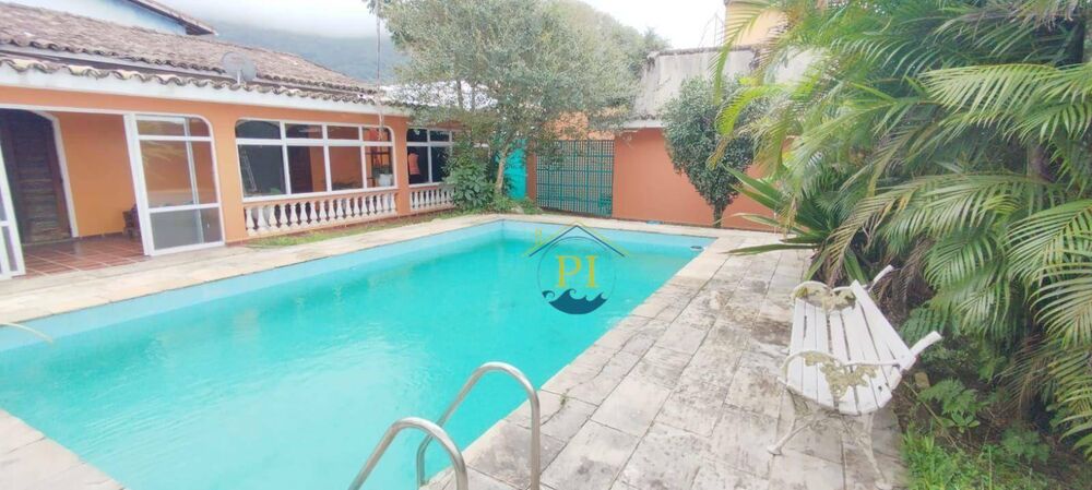Casa, 3 quartos, 200 m² - Foto 1