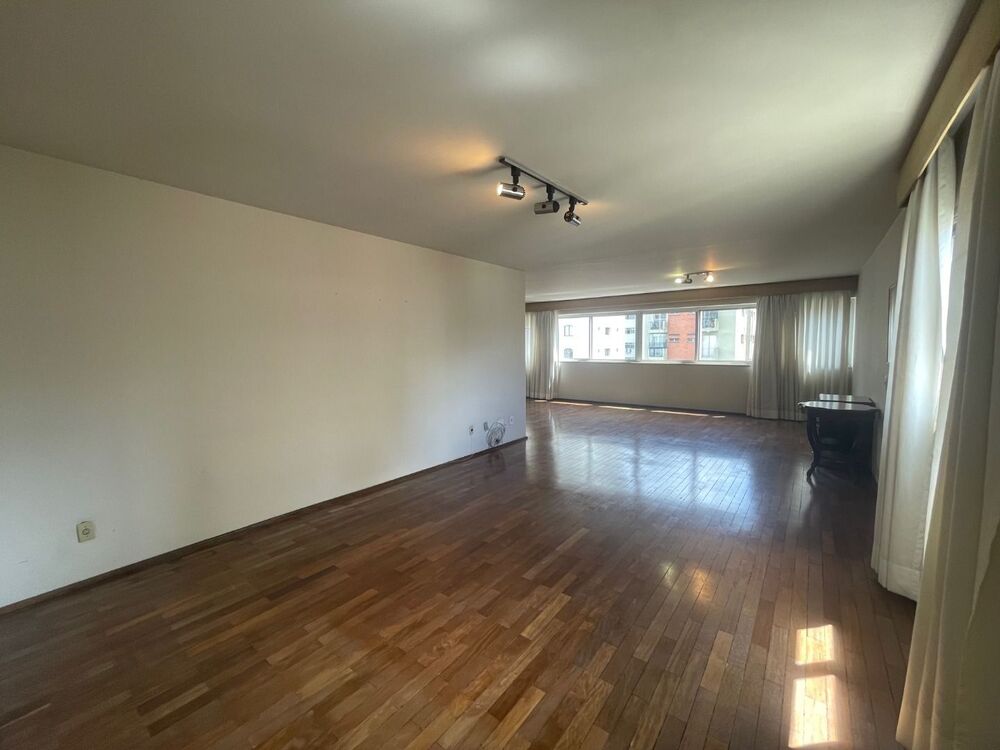 Apartamento, 4 quartos, 240 m² - Foto 1