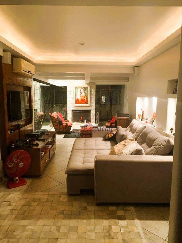 Cobertura, 3 quartos, 260 m² - Foto 4