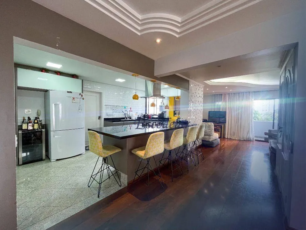 Apartamento, 3 quartos, 200 m² - Foto 4