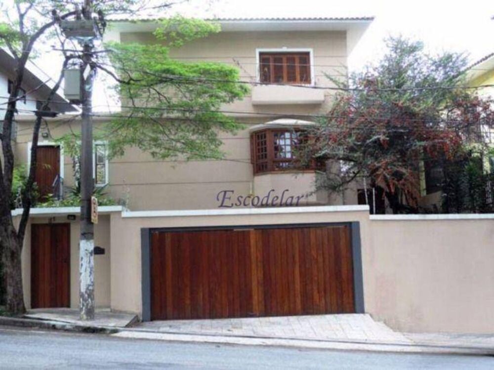 Casa, 3 quartos, 348 m² - Foto 1
