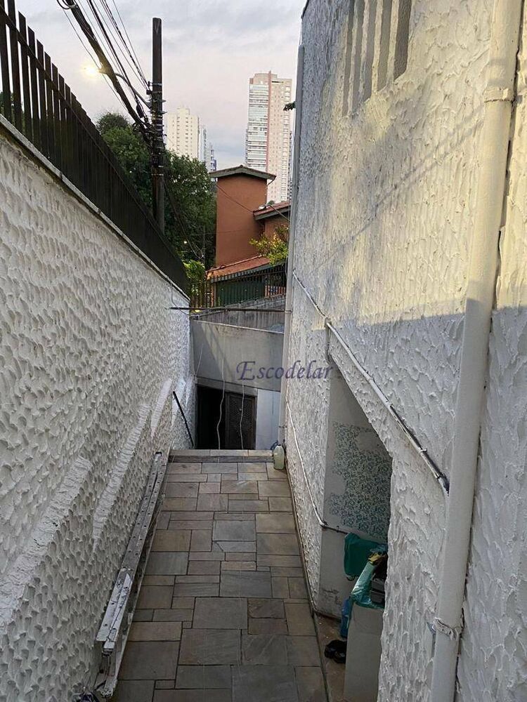 Sobrado à venda com 5 quartos, 400m² - Foto 24