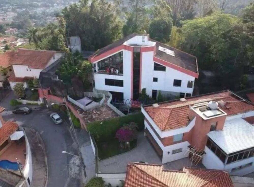 Casa, 4 quartos, 1000 m² - Foto 1