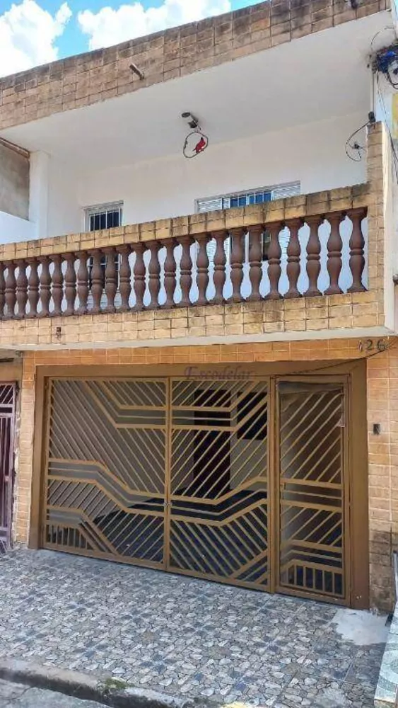 Sobrado à venda com 6 quartos, 256m² - Foto 1