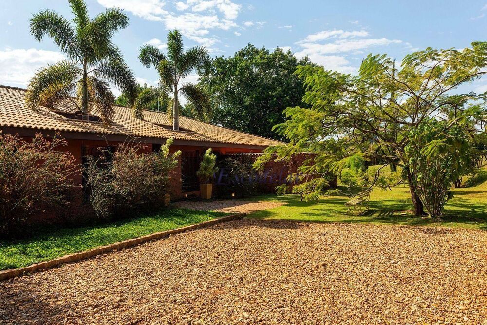 Casa, 4 quartos, 830 m² - Foto 1