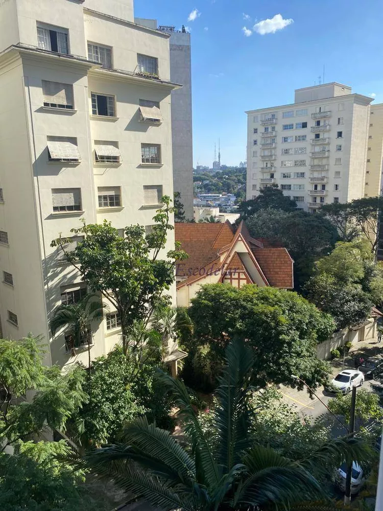 Apartamento à venda com 3 quartos, 211m² - Foto 3