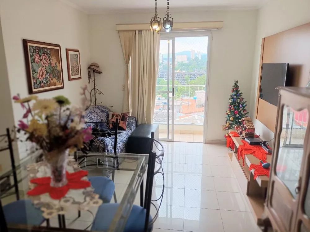 Apartamento à venda com 2 quartos, 60m² - Foto 1