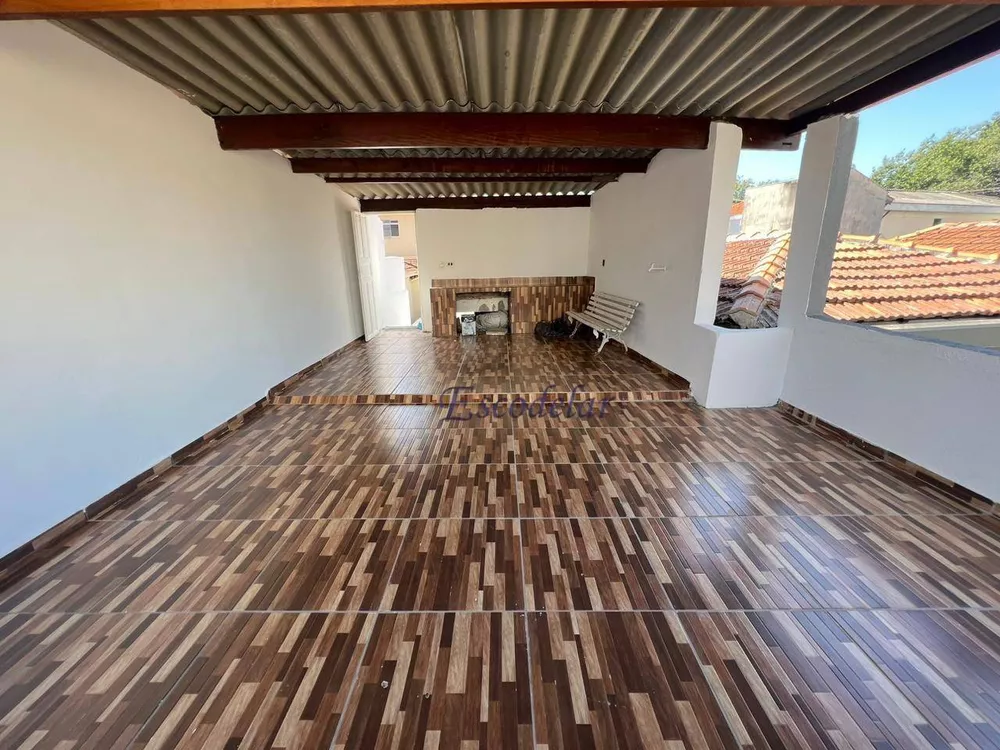 Casa à venda com 3 quartos, 185m² - Foto 1