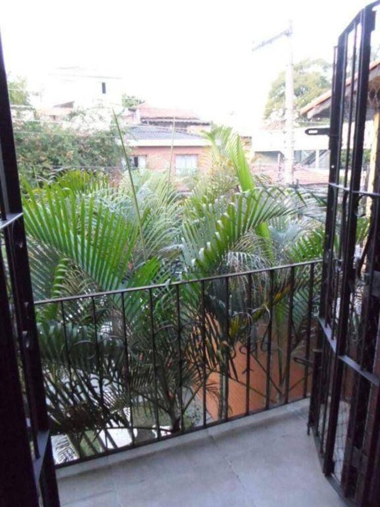 Sobrado à venda com 5 quartos, 301m² - Foto 2