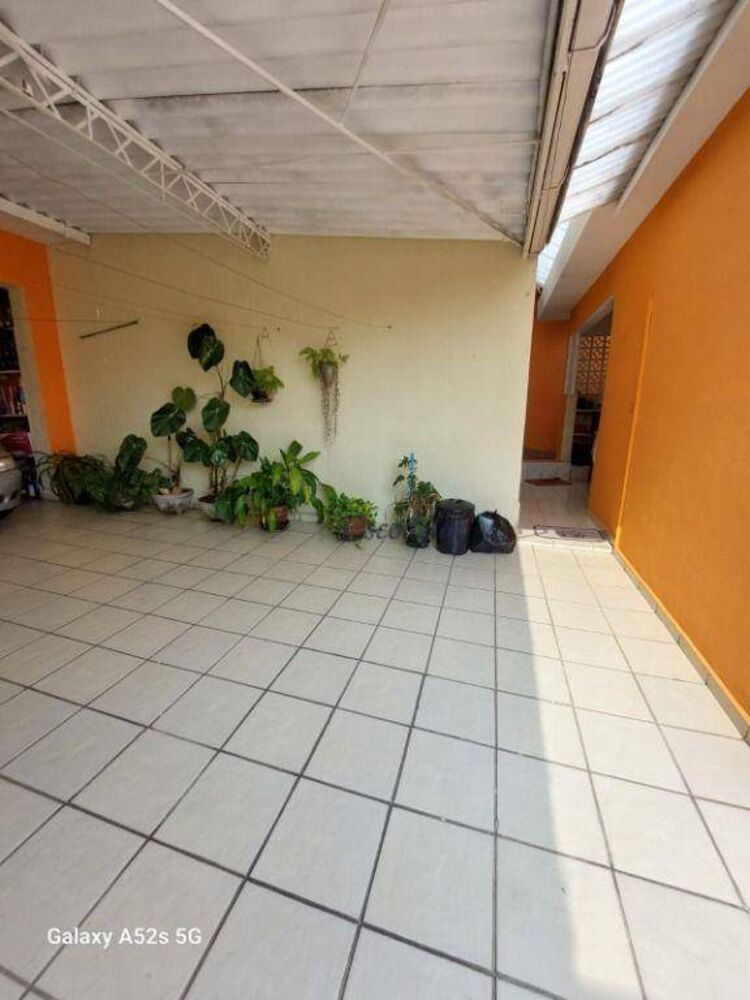 Casa, 4 quartos, 260 m² - Foto 3
