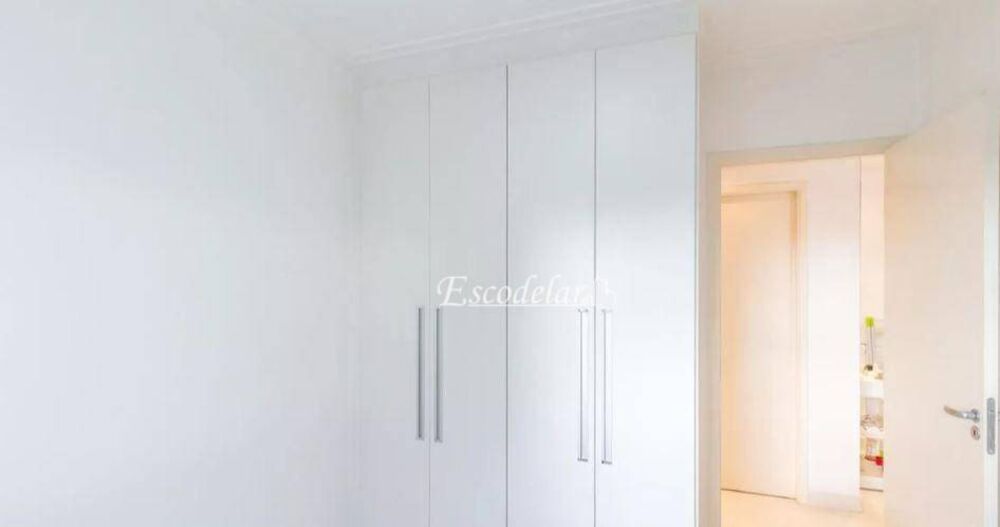 Apartamento para alugar com 2 quartos, 67m² - Foto 12