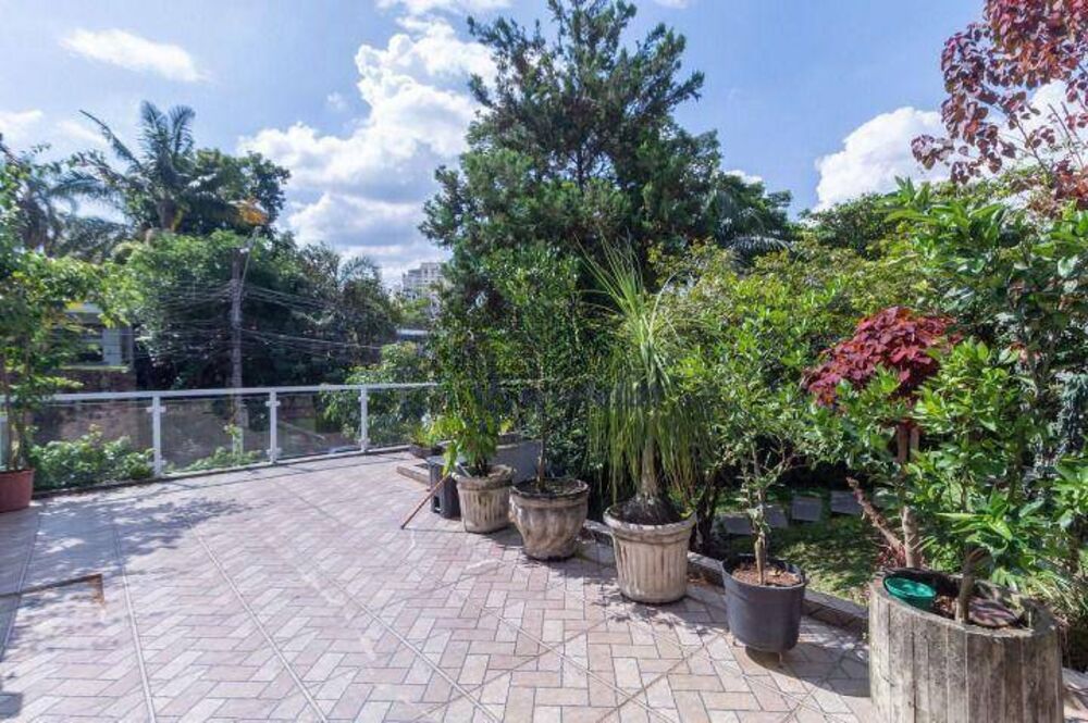 Casa, 3 quartos, 220 m² - Foto 33