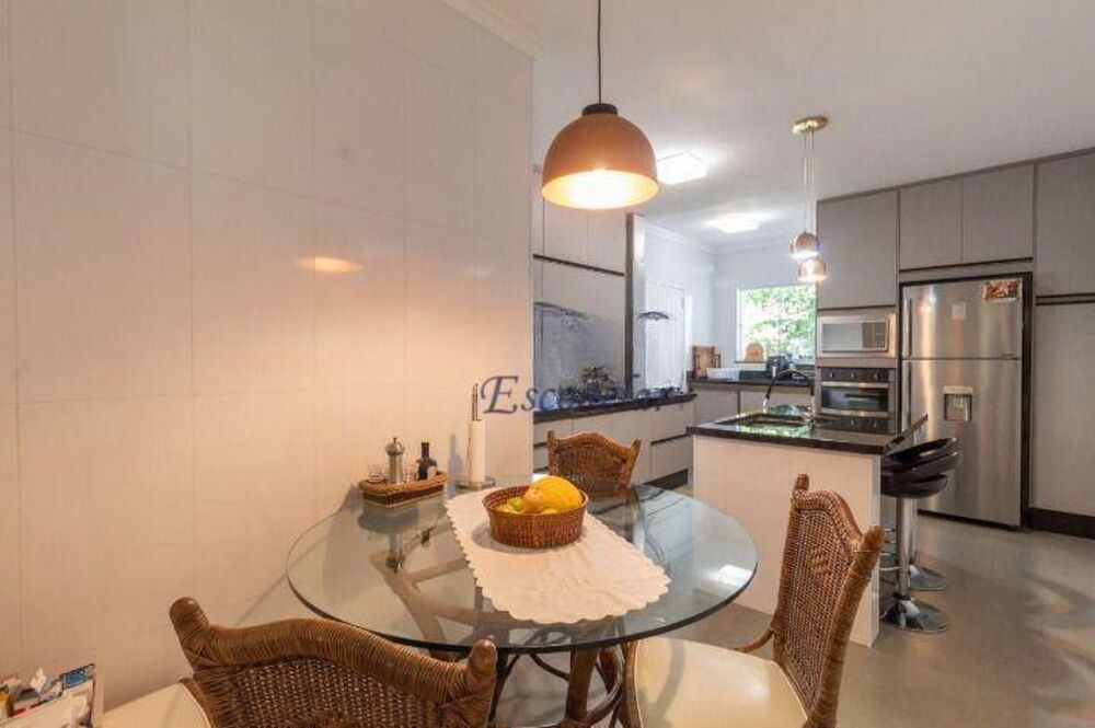 Casa, 3 quartos, 220 m² - Foto 17