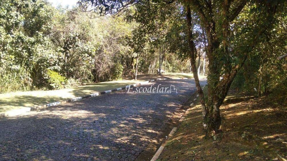 Loteamento e Condomínio, 1800 m² - Foto 1