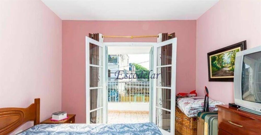 Sobrado, 3 quartos, 247 m² - Foto 1