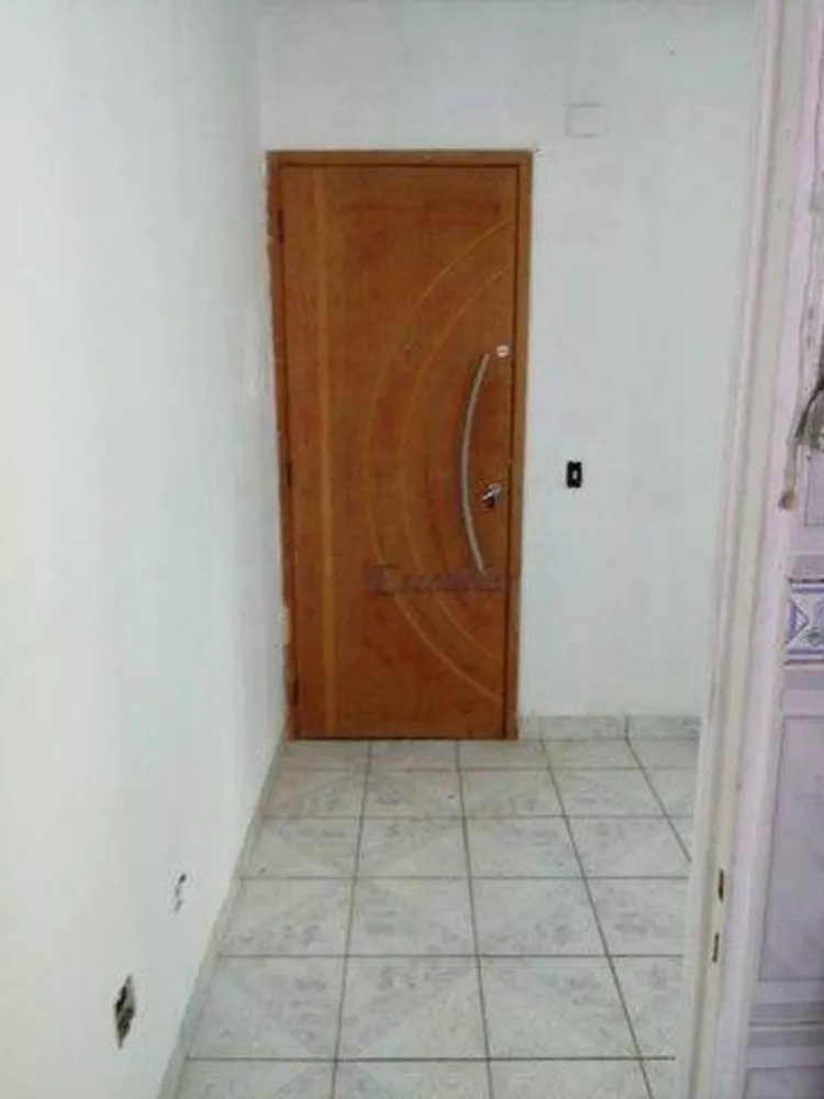 Apartamento à venda com 2 quartos, 47m² - Foto 2