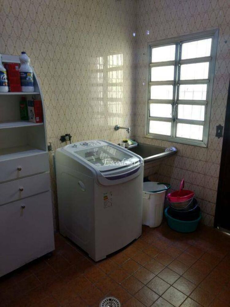 Casa, 6 quartos, 237 m² - Foto 18