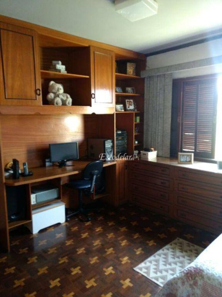 Casa, 6 quartos, 237 m² - Foto 9