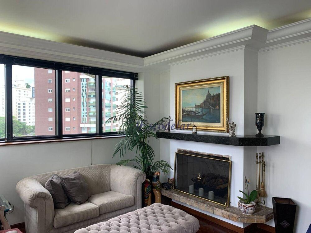 Apartamento, 3 quartos, 200 m² - Foto 1
