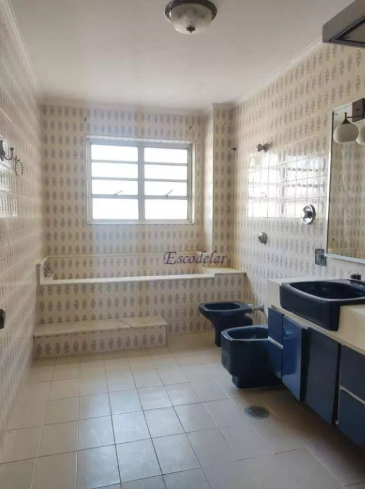 Apartamento para alugar com 3 quartos, 281m² - Foto 8