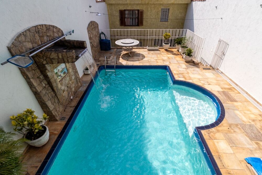 Sobrado, 3 quartos, 244 m² - Foto 2