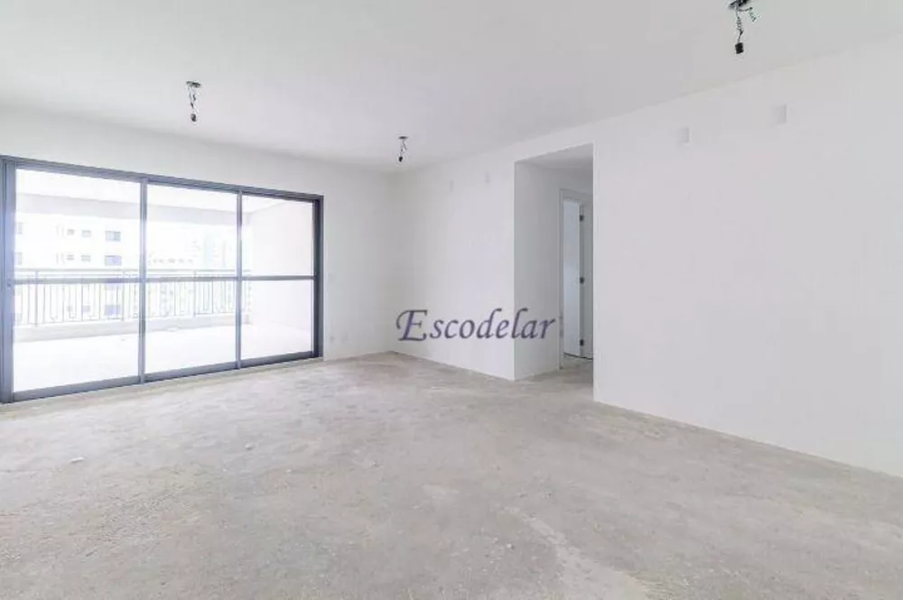 Apartamento à venda com 3 quartos, 147m² - Foto 1