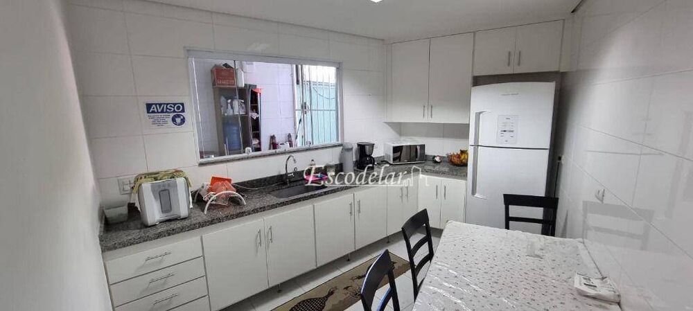 Sobrado, 3 quartos, 297 m² - Foto 4