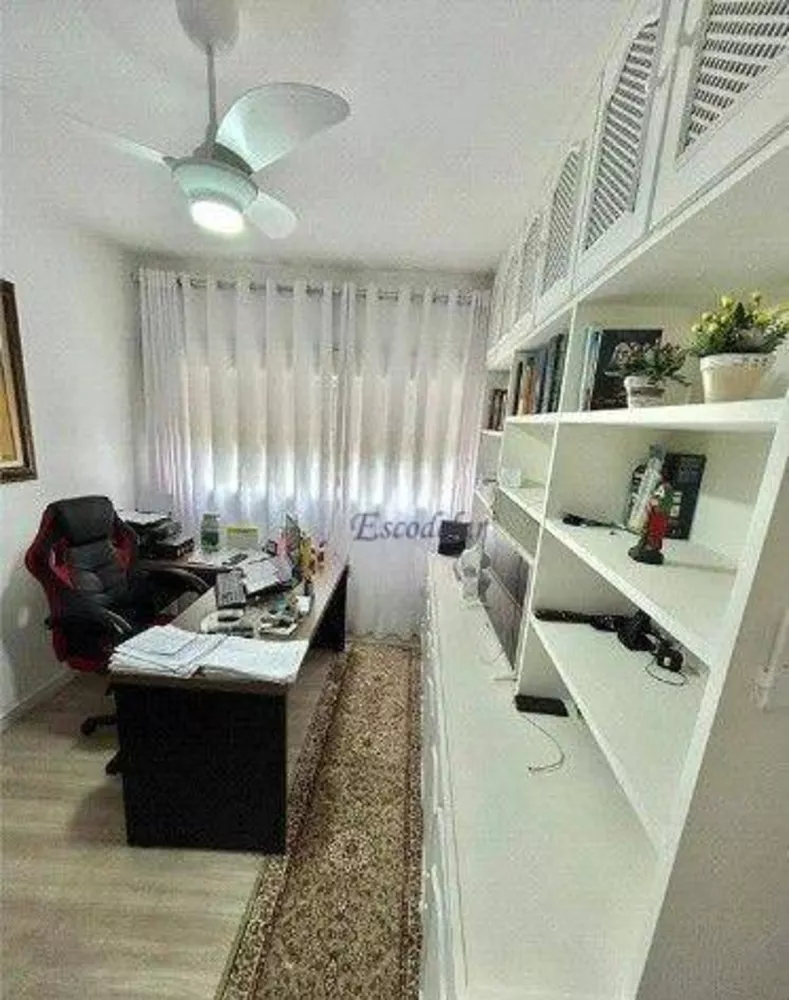 Apartamento à venda com 4 quartos, 220m² - Foto 6