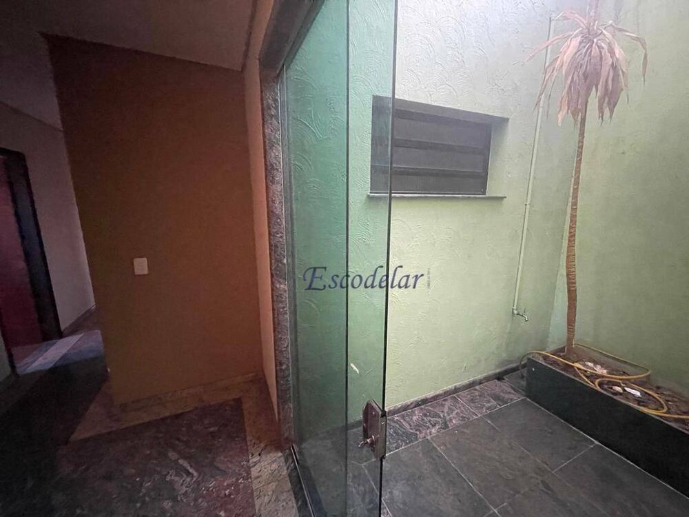 Sobrado, 8 quartos, 320 m² - Foto 10