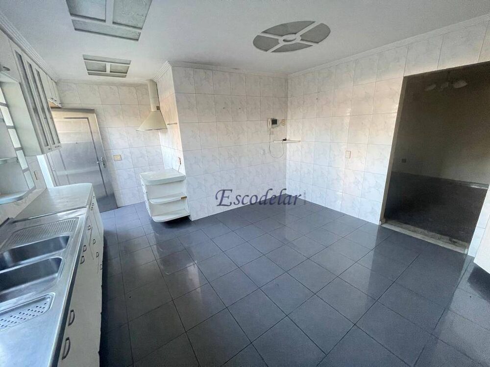Sobrado, 8 quartos, 320 m² - Foto 6