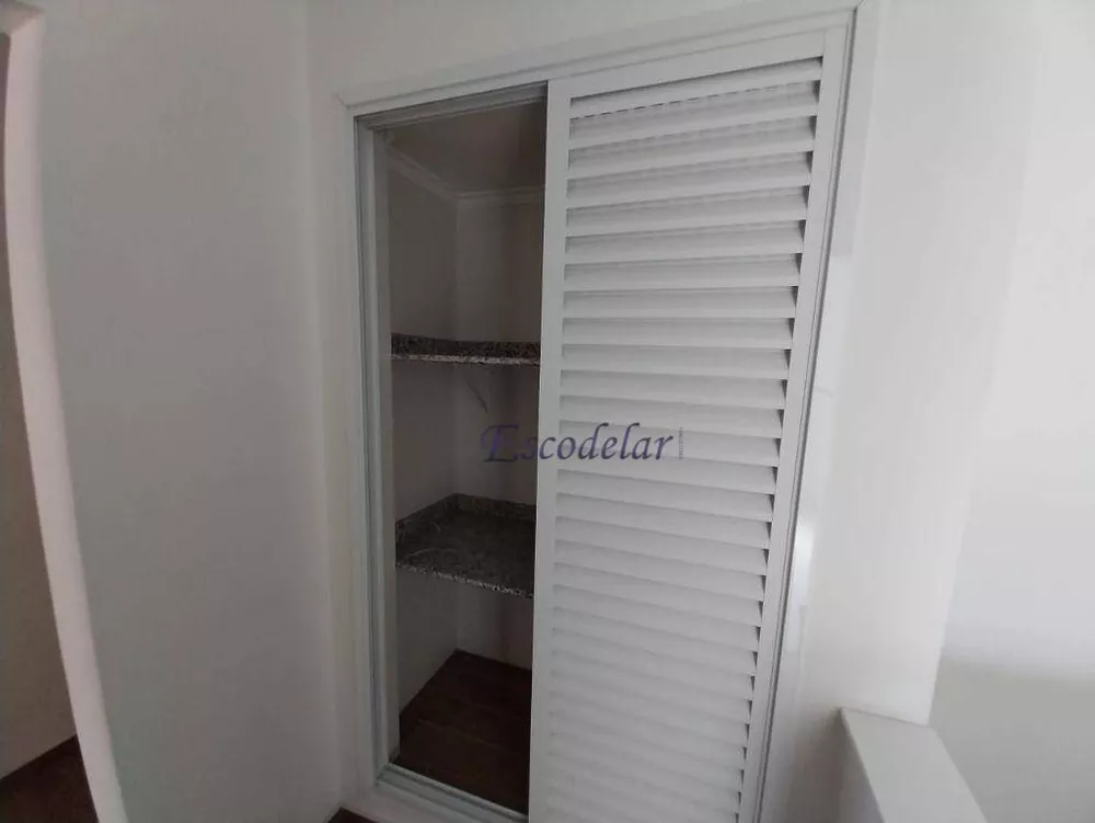 Sobrado à venda com 5 quartos, 200m² - Foto 9