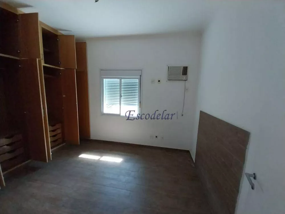 Sobrado à venda com 5 quartos, 200m² - Foto 7