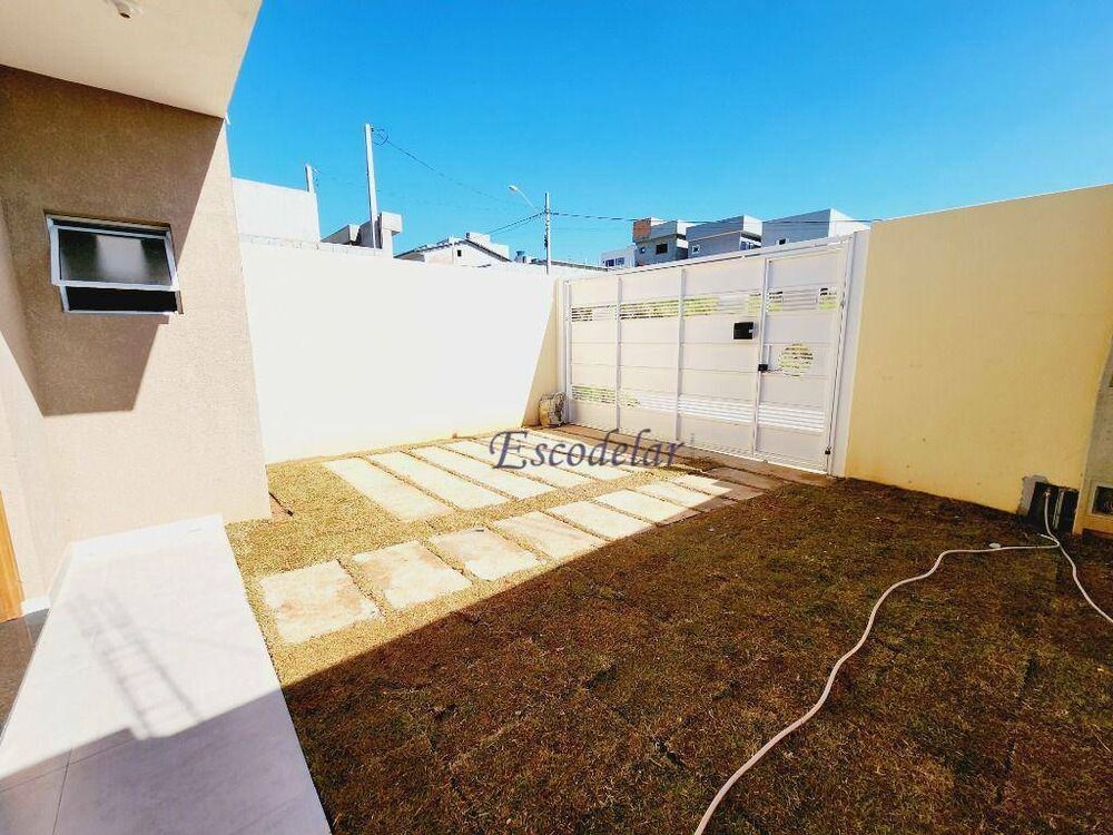 Casa, 3 quartos, 108 m² - Foto 2