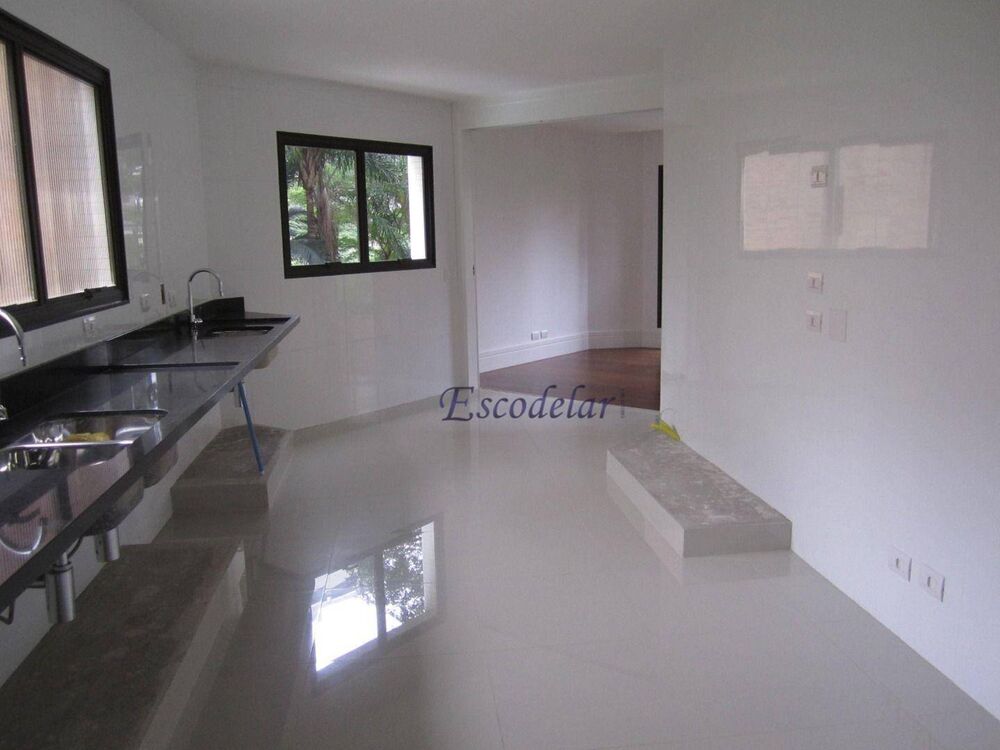 Apartamento, 3 quartos, 210 m² - Foto 1