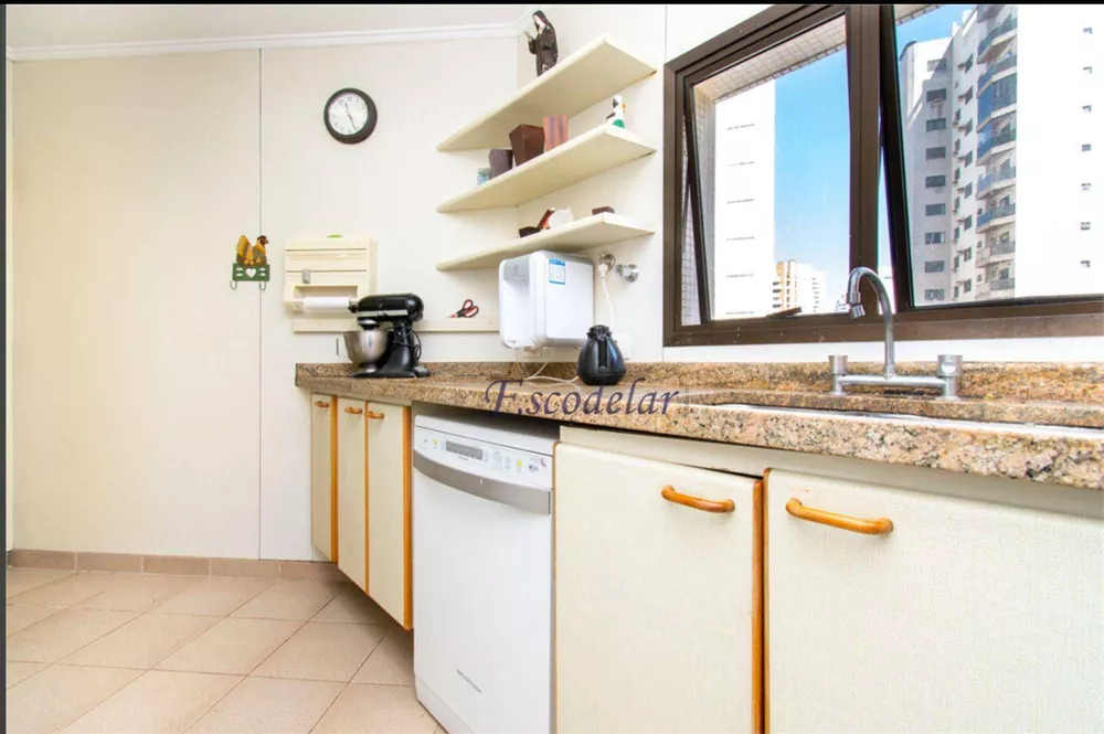 Apartamento, 4 quartos, 247 m² - Foto 1