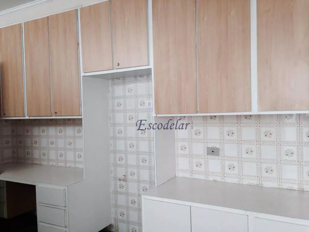 Casa para alugar com 3 quartos, 217m² - Foto 5